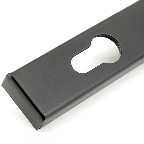 From the Anvil Brompton Lever/Lever Multipoint Door Handles - 92mm PZ Sprung 212mm Screw Centres (LEAD TIME: 2-3 DAYS) - Image 31